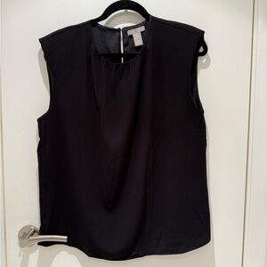Black Sleeveless Women's Top